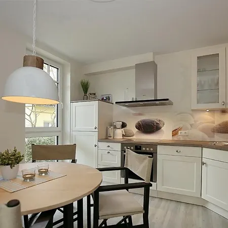 Апартаменты Strandvilla Scholle - Makrele 04 *